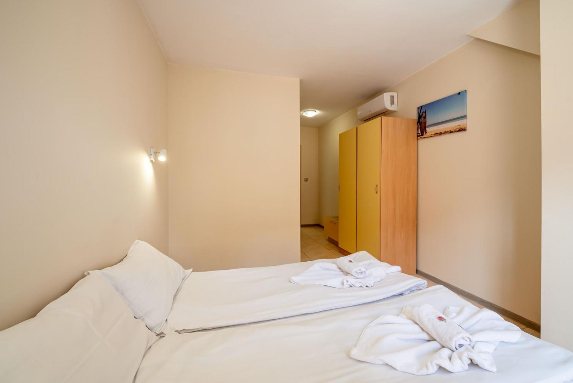 Perla Apartments Несебир Екстер'єр фото