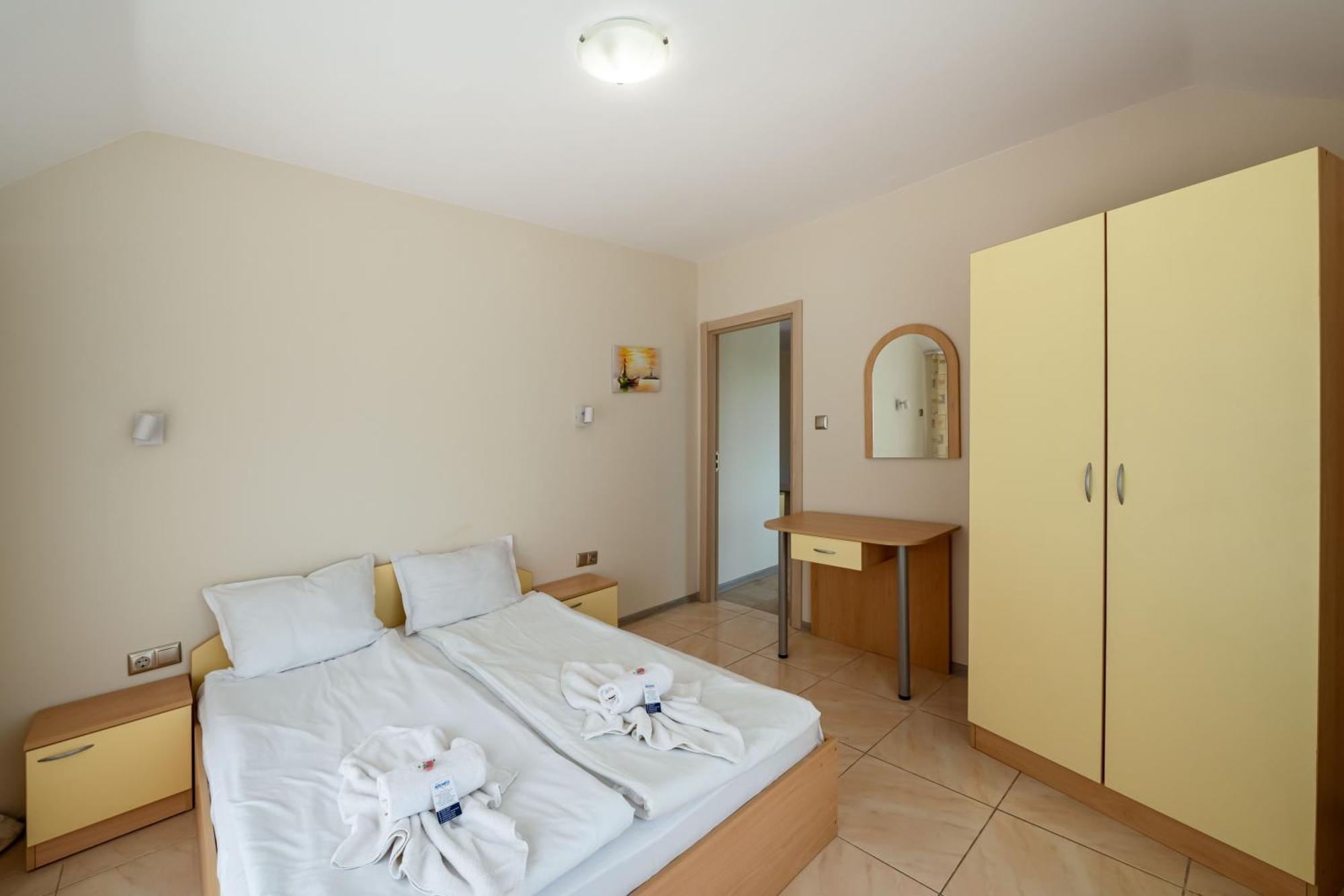 Perla Apartments Несебир Екстер'єр фото